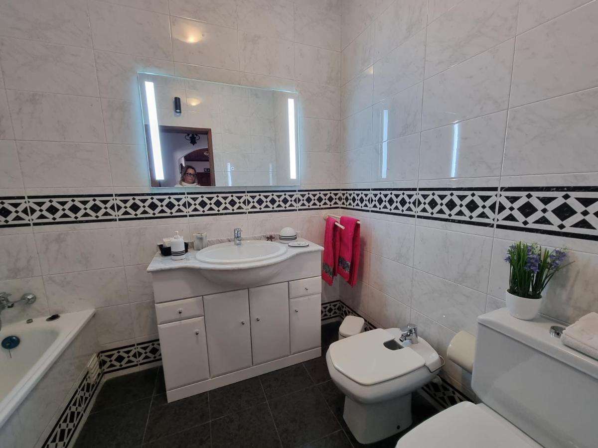 Apartmento Praia Da Dona Ana 拉哥斯 外观 照片