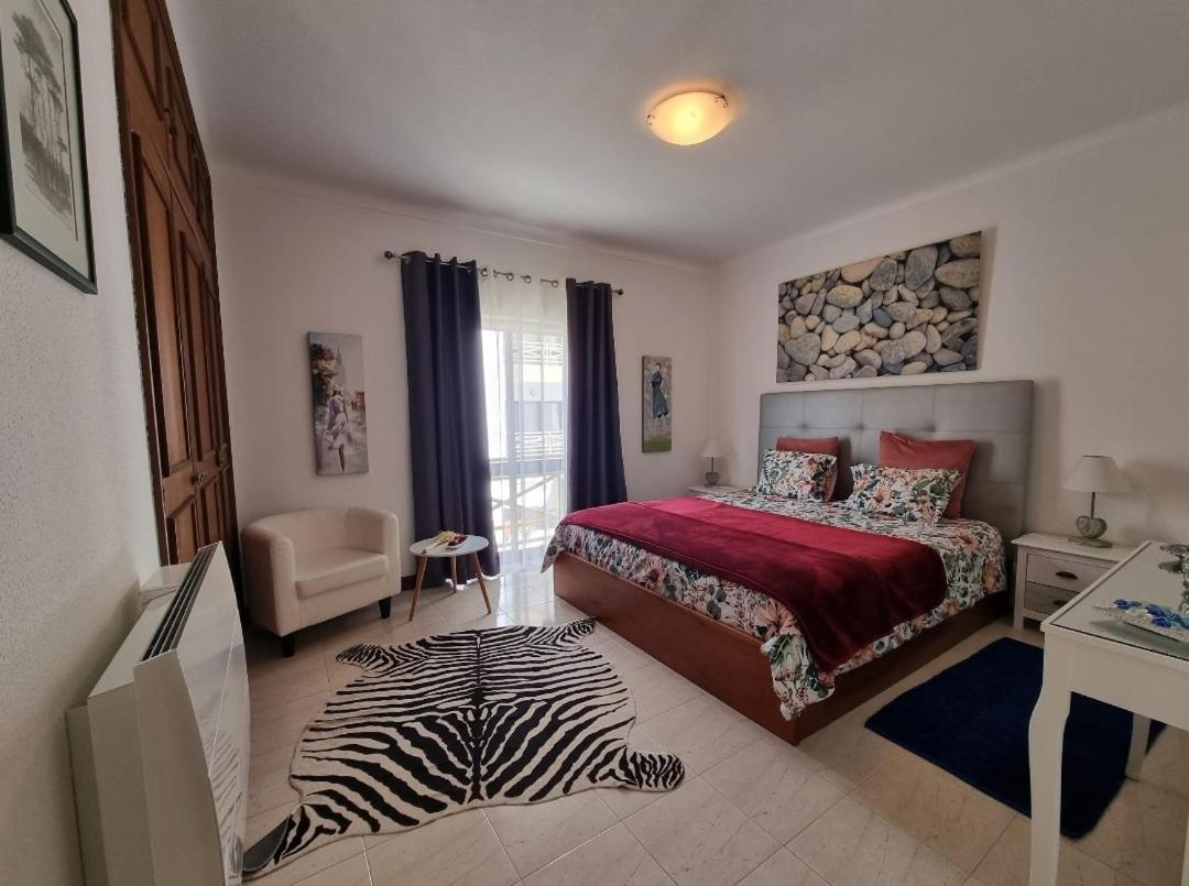 Apartmento Praia Da Dona Ana 拉哥斯 外观 照片